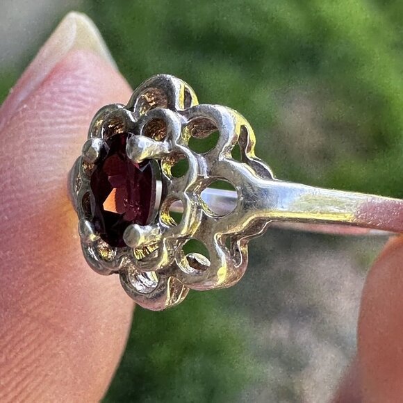 VTG Accent Ring Size 6 Purple Amethyst Gem Blooming‎ Flower 925 Sterling 2.1g - Picture 2 of 12